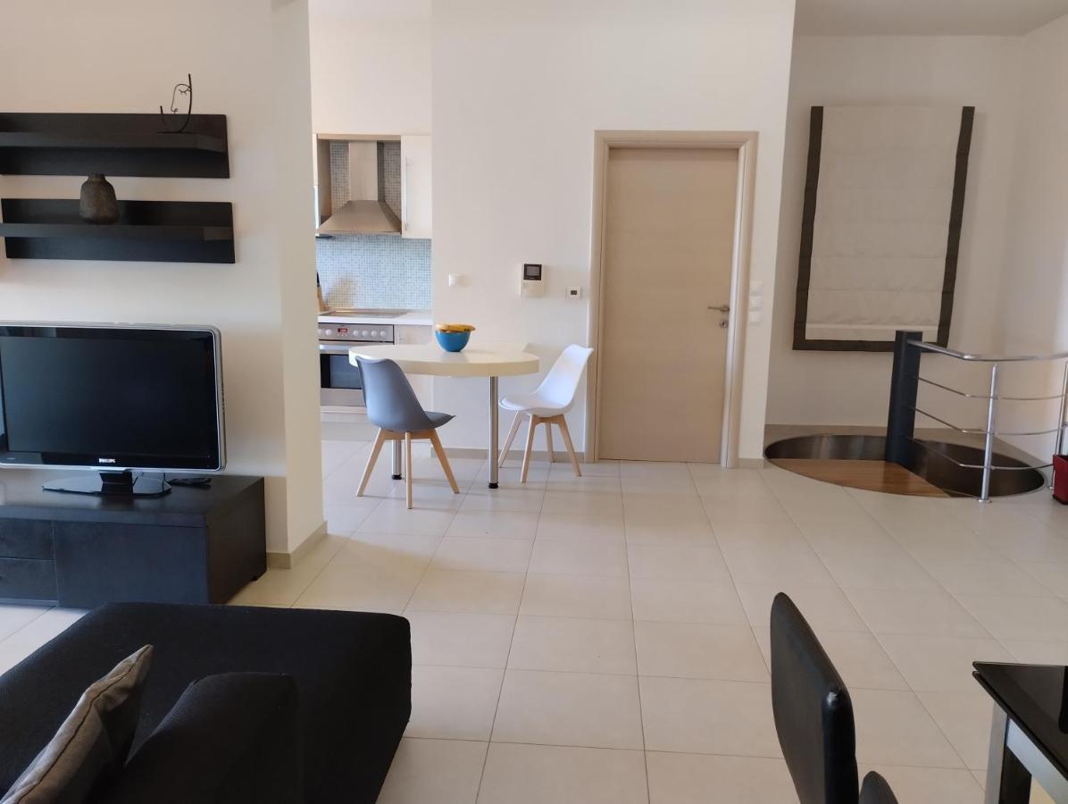 Zoe'S Luxury Home - Private Parking خانيا المظهر الخارجي الصورة