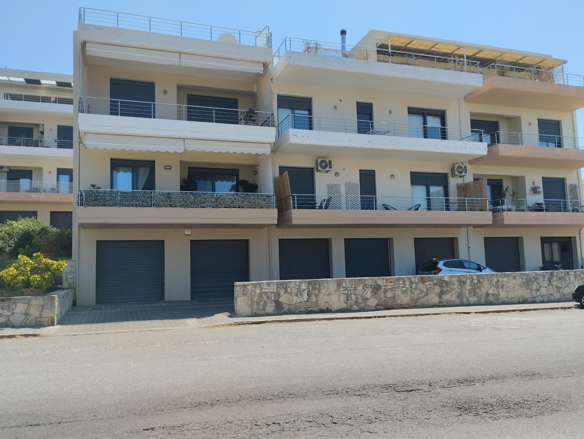 Zoe'S Luxury Home - Private Parking خانيا المظهر الخارجي الصورة